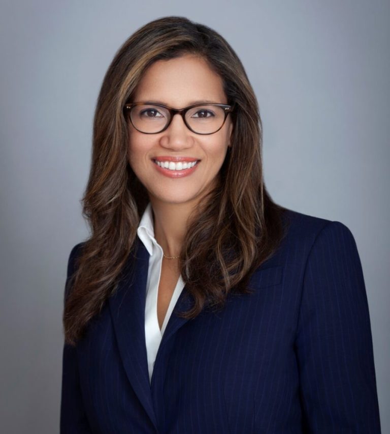 fractional-cfo-services-platinum-international-financial-services-900x1000